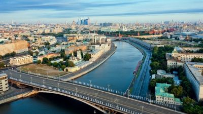 Изменить москвичей и их город поможет Москва-река